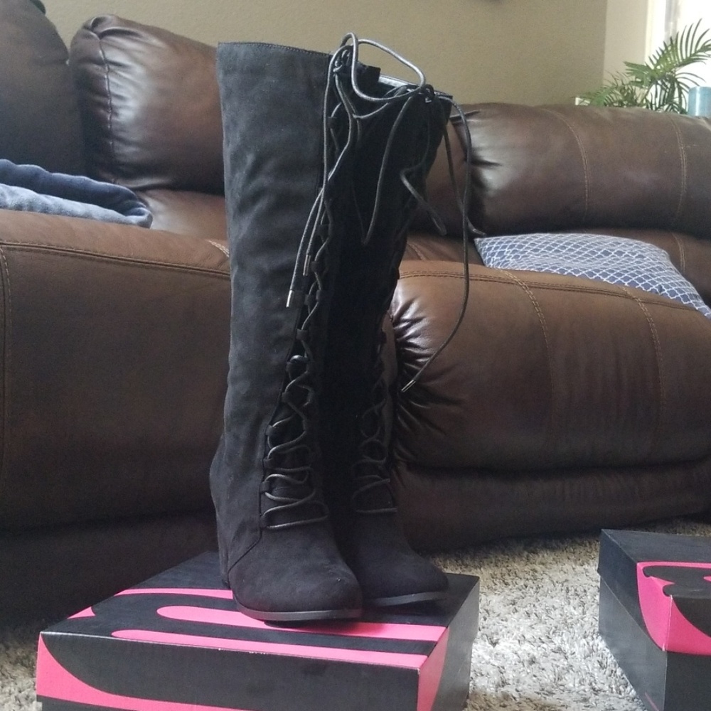 Knee high boots size 6.5